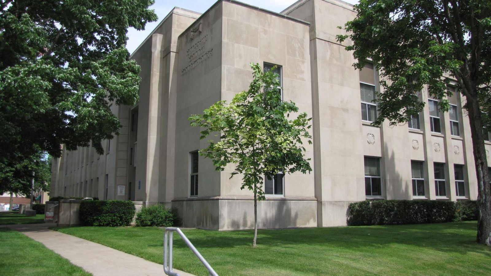 Fall Creek Valley Care Center photo 3