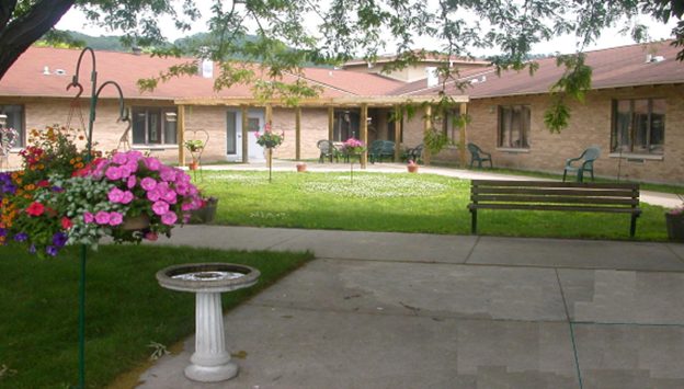 Hillview Health Care Center photo 3