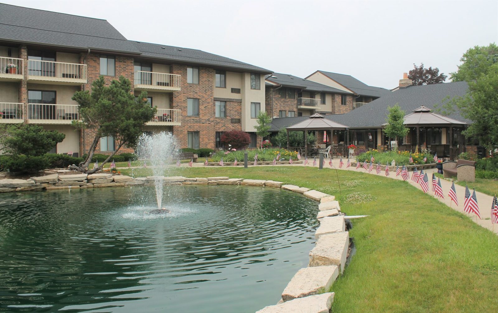Maplewood Center photo 2