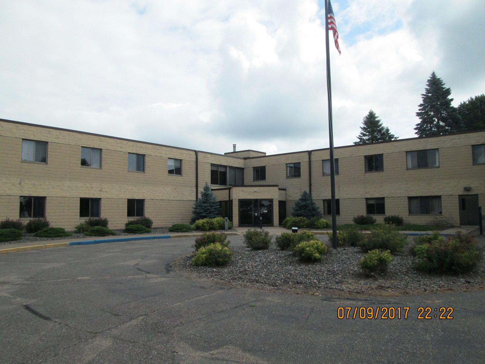 Shell Lake Health Care Center