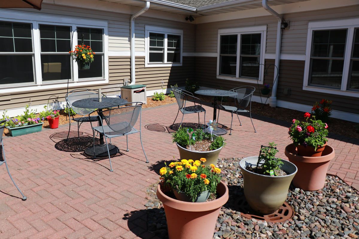 Lawson Manor photo 1