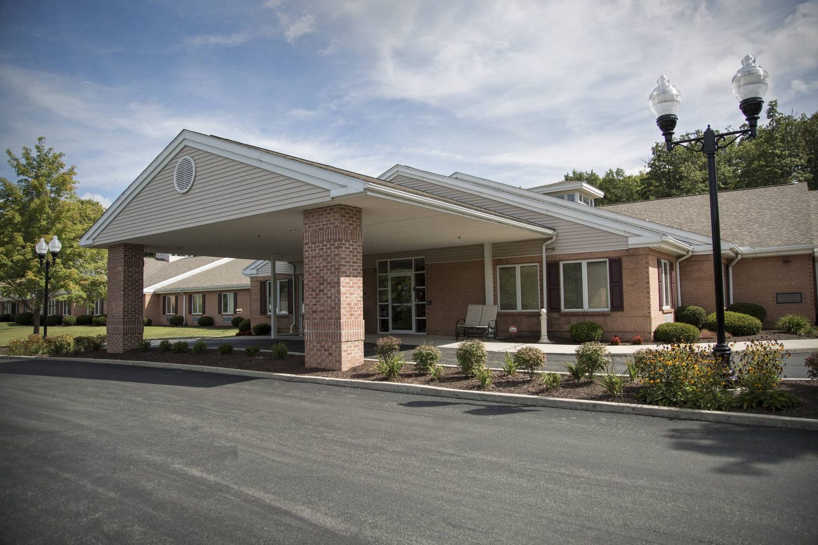 Elkins Regional Conv. Center. photo 1