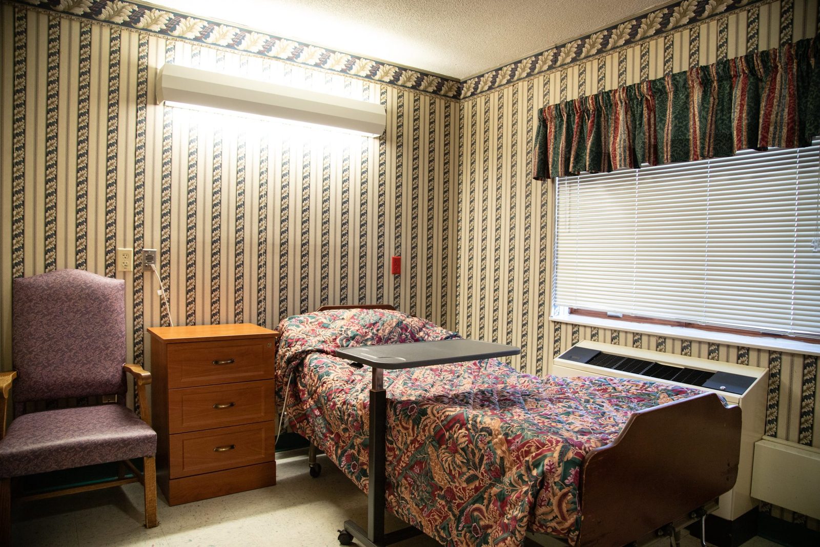Autumn Lake Healthcare at Crystal Springs photo 3