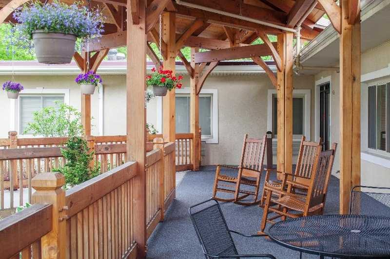 Pine Lodge photo 2