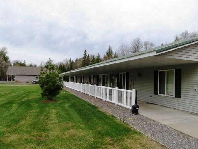 Country Terrace of Wi INC 26 photo 3