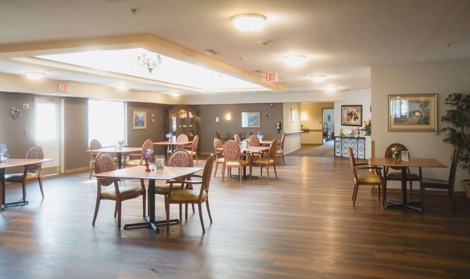 Brenwood Park Assisted Living photo 1