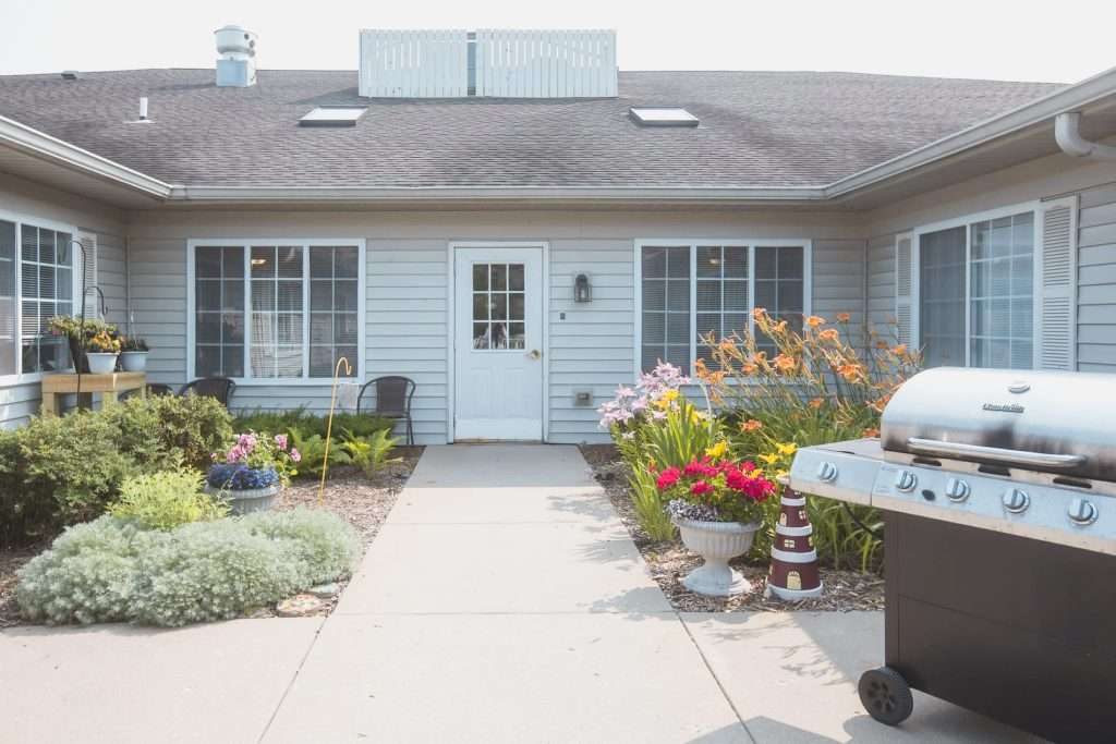 Brenwood Park Assisted Living photo 5