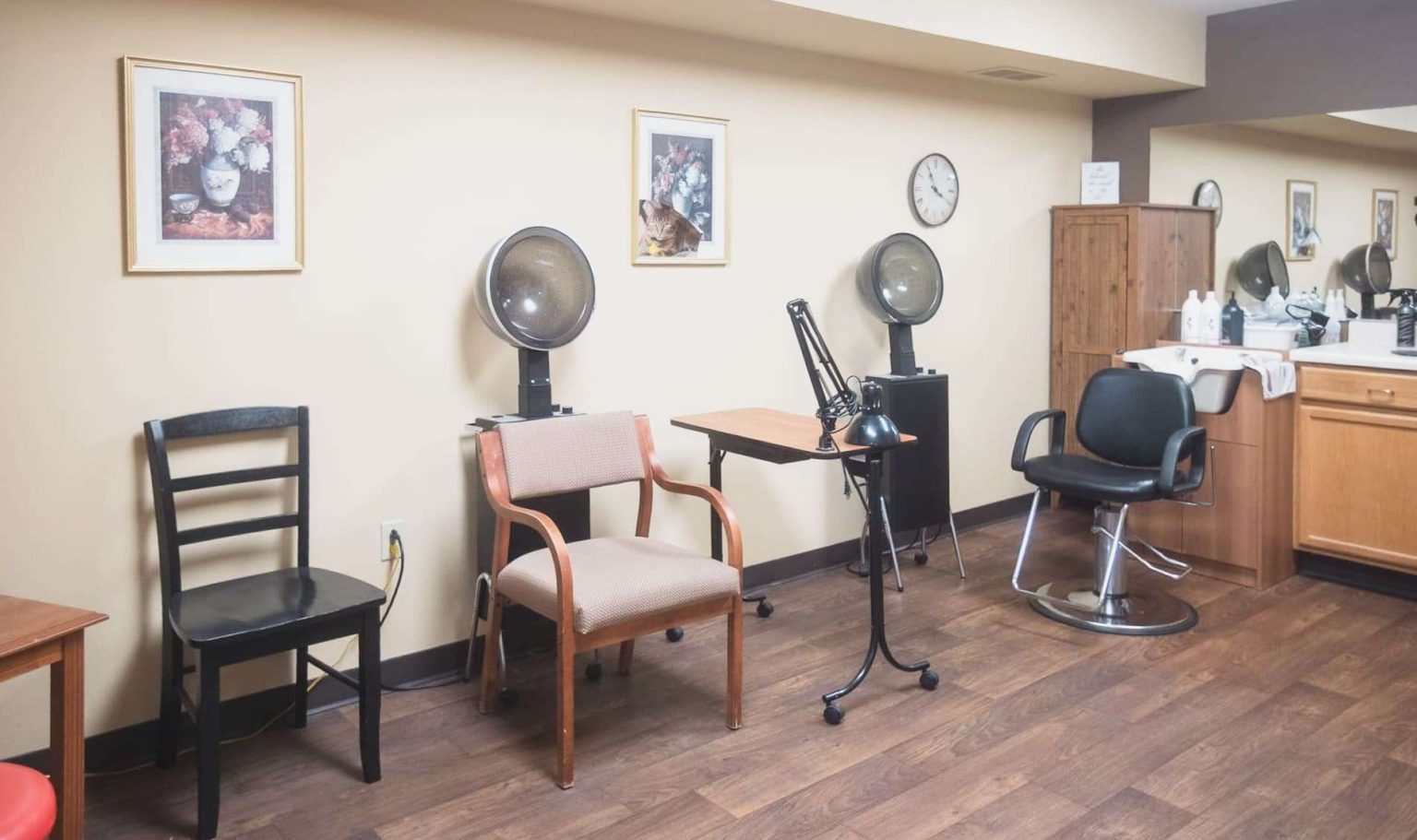 Brenwood Park Assisted Living photo 6