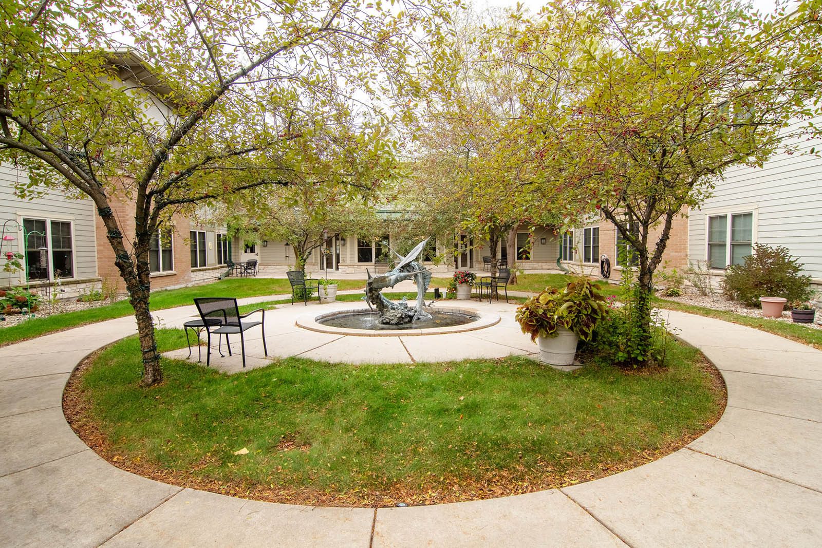 Oak Park Place the Grove I photo 3