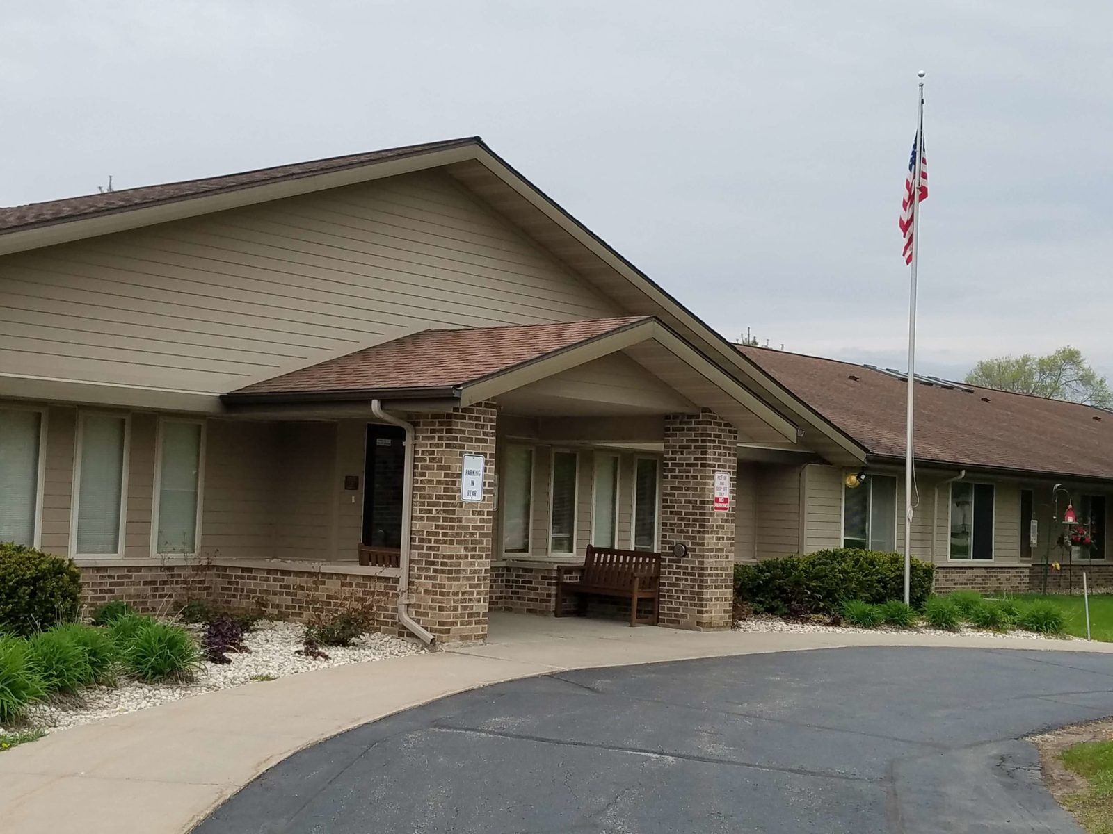 Suites at Beloit (the) photo 2