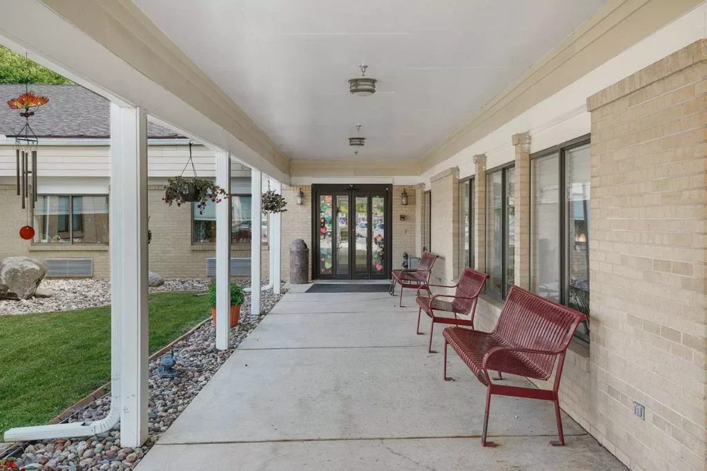 Sun Prairie Retirement Center photo 2