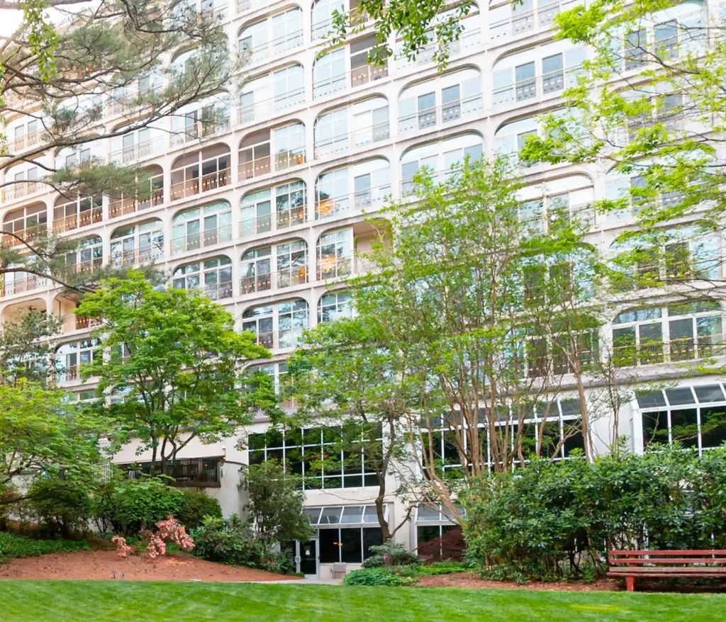 Canterbury Court photo 4