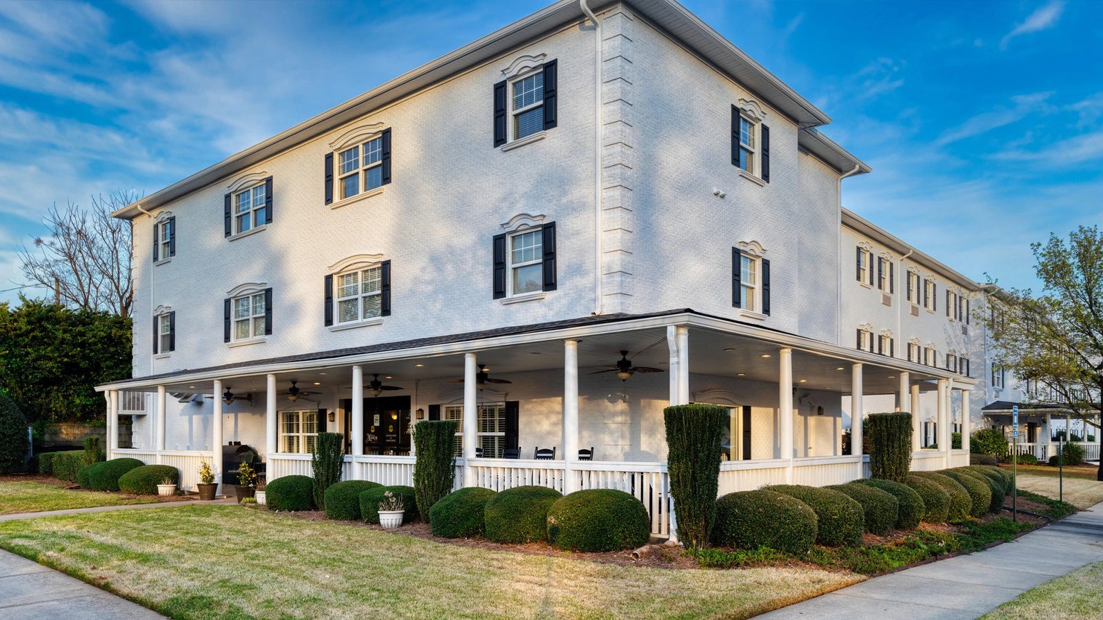 Ashton Manor at Sugarloaf photo 3