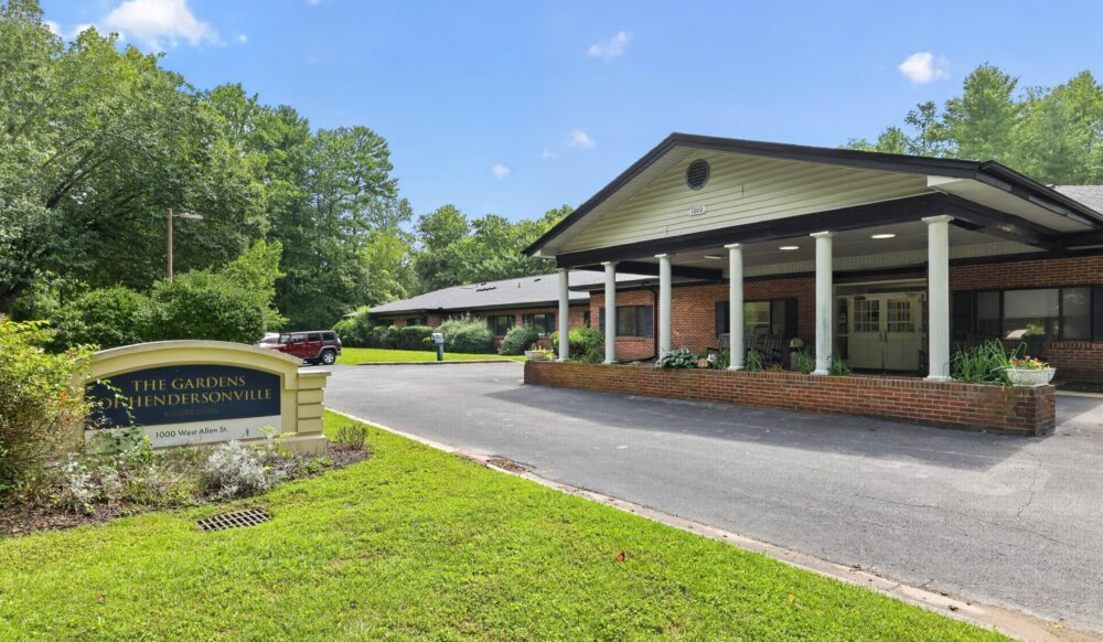 The Gardens of Hendersonville photo 2