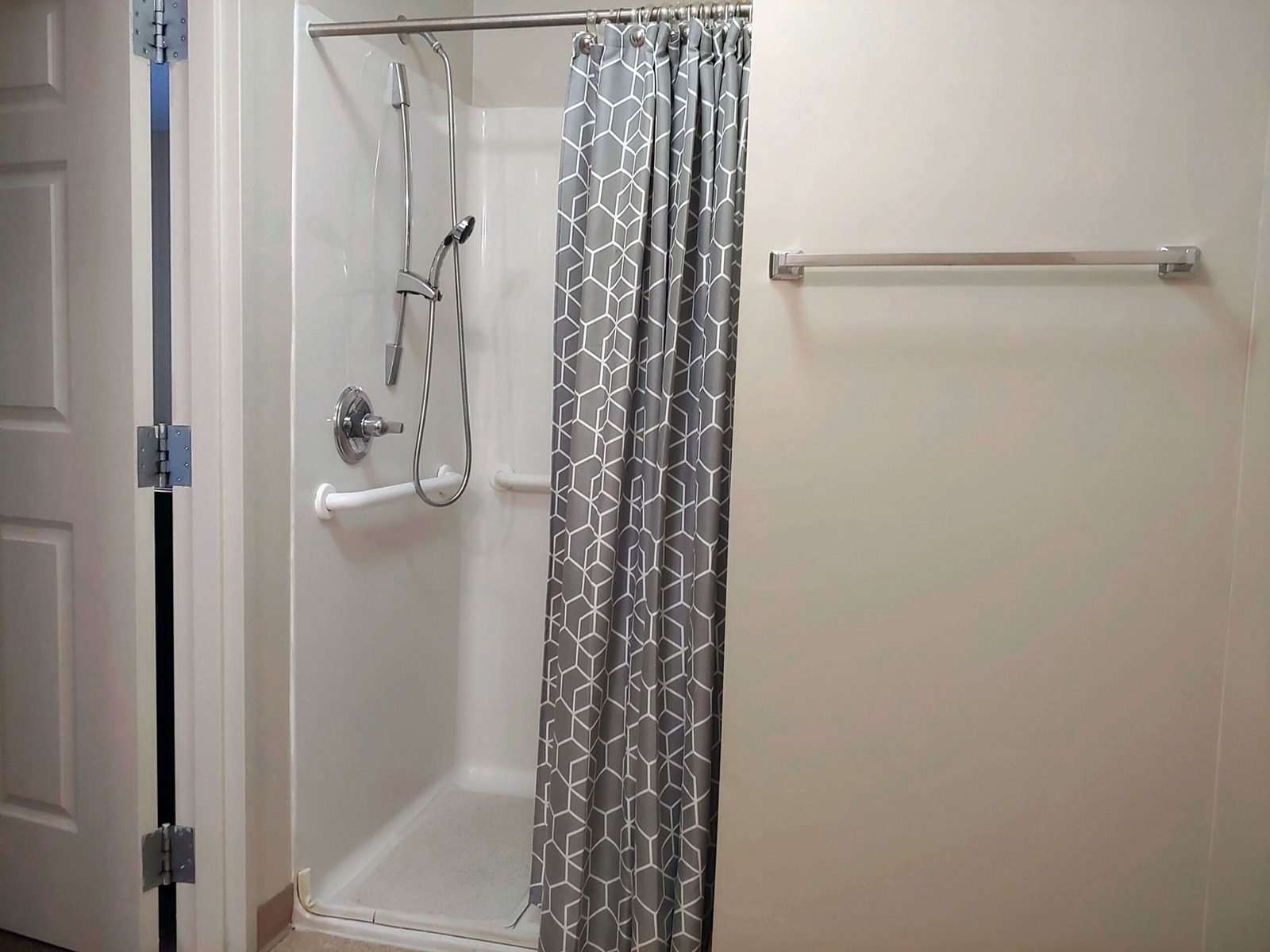 Dunmore Senior Living of Siler City photo 2