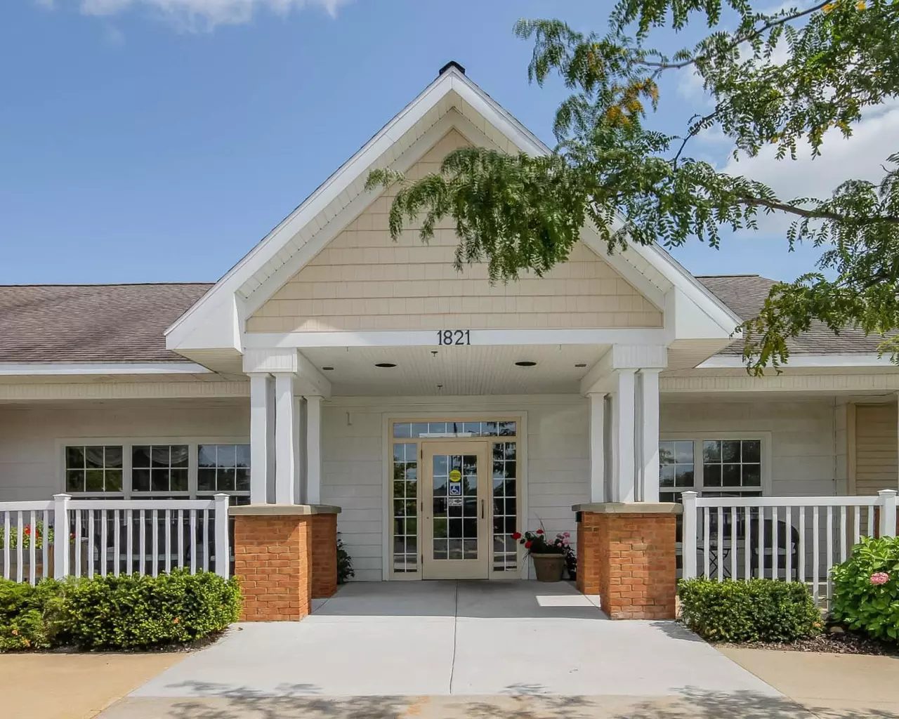 Woodlawn Meadows Assisted Living photo 3