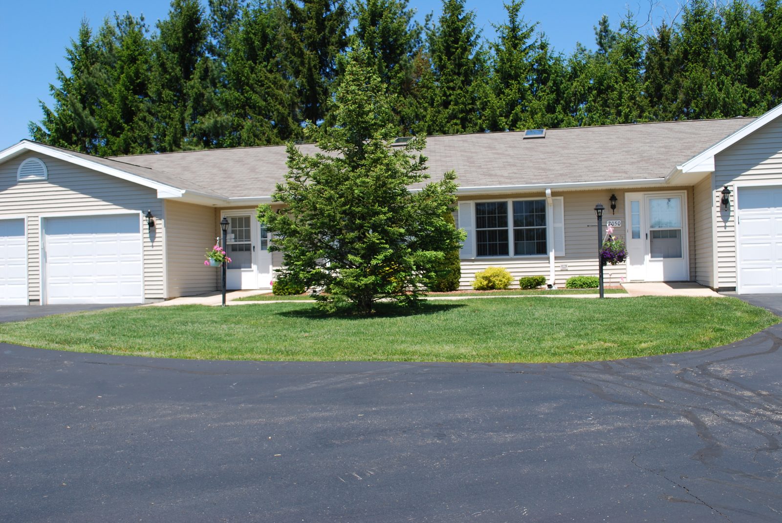 Summit Park Assisted Living Center photo 1