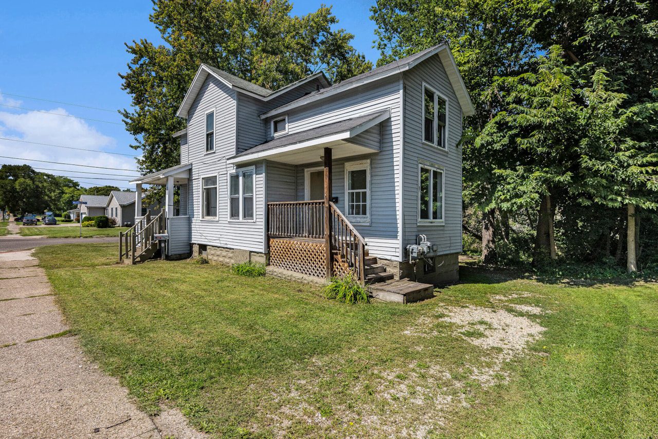 824 W. Kalamazoo photo 1