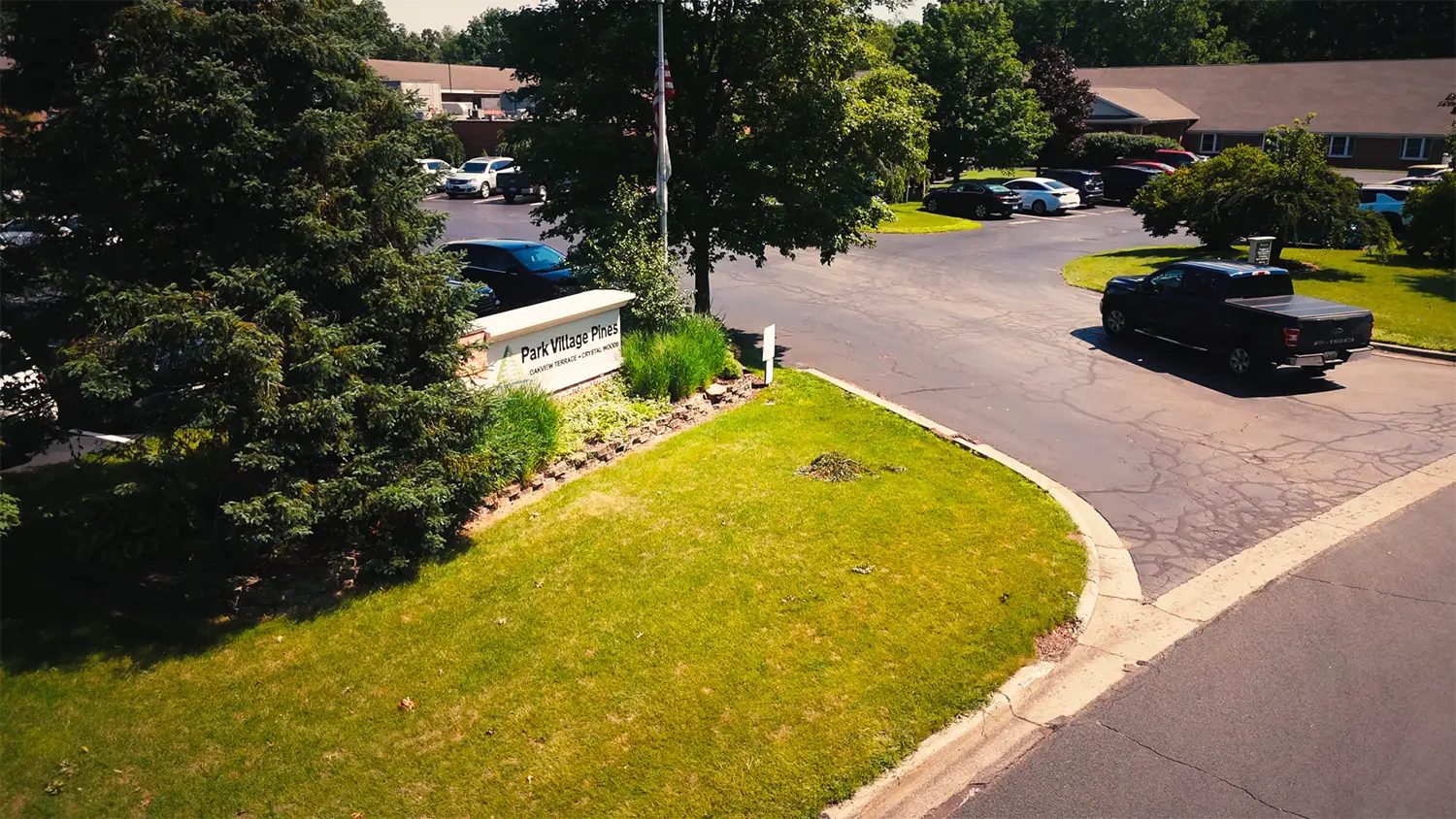 Park Village Pines photo 2