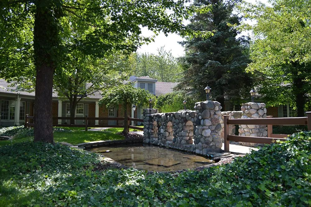 Stonebridge Manor - North photo 1