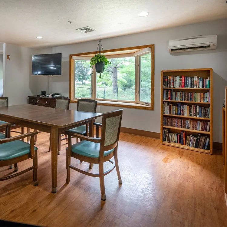 Valley Pines Senior Living photo 2