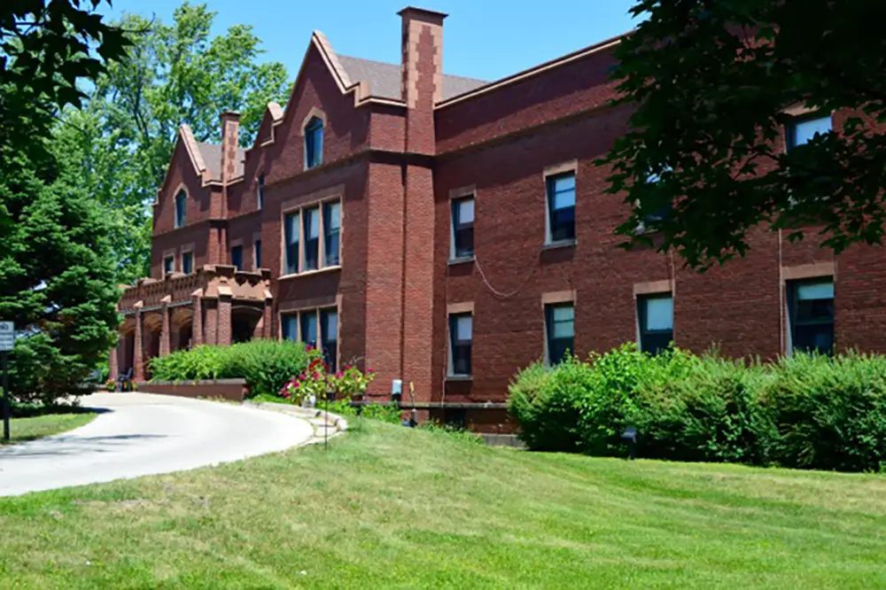 Hume Home of Muskegon photo 2