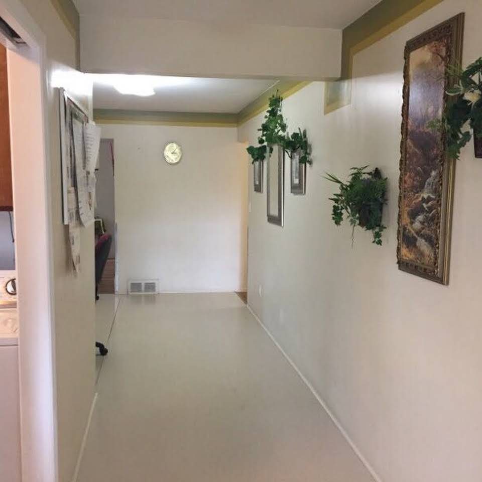 Orchard Hills Manor photo 5
