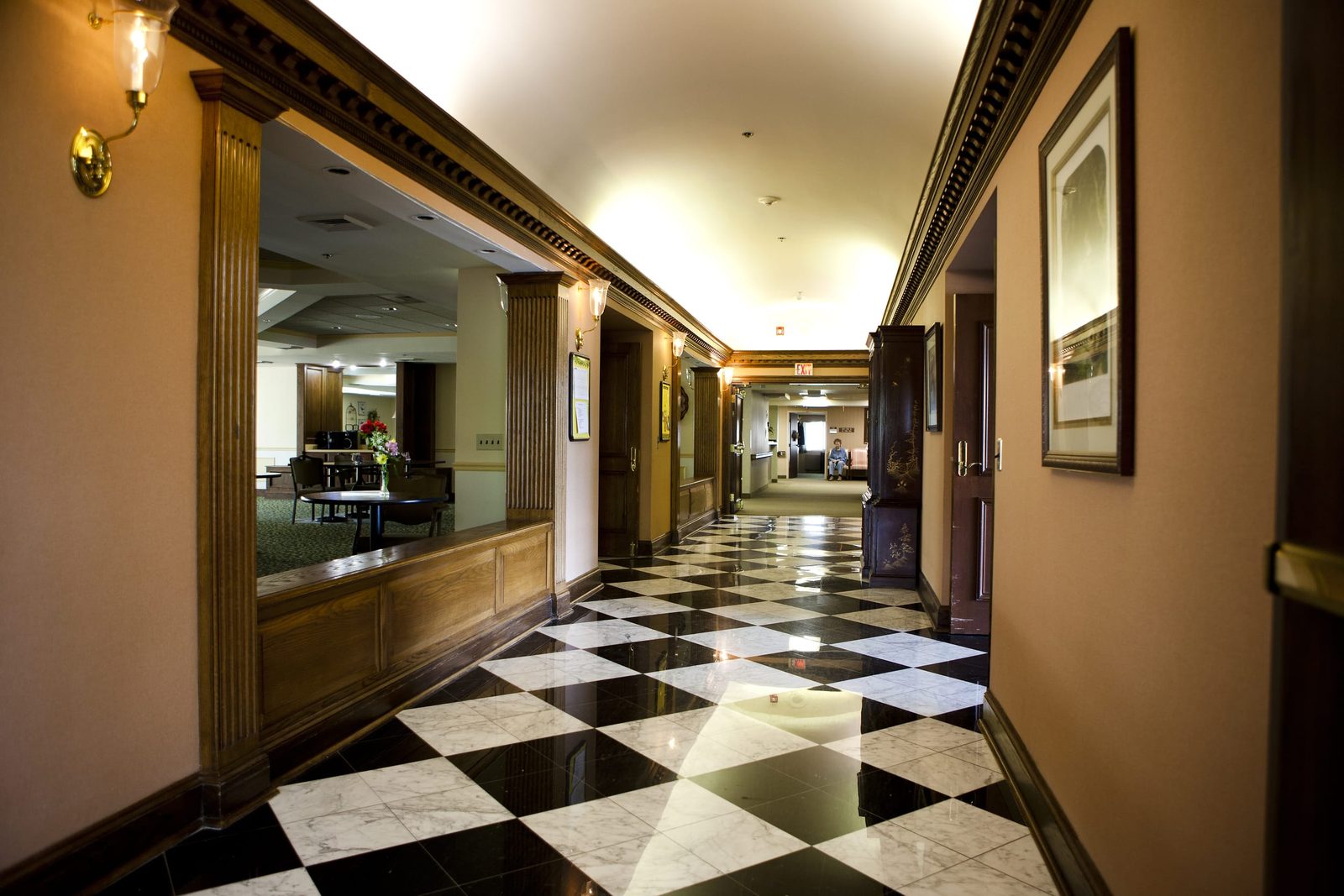 Plymouth Inn photo 5