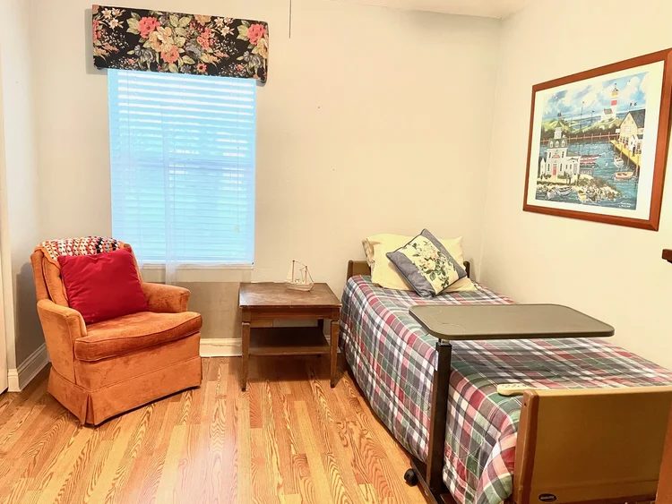 Good Sam's Assisted Living Residence photo 4