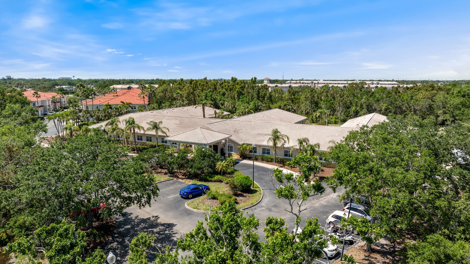 Pelican Pointe photo 3