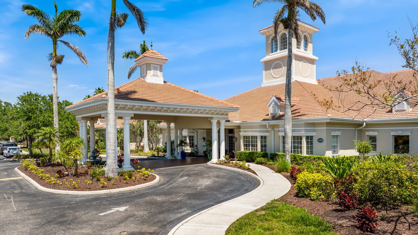 Pelican Pointe photo 4