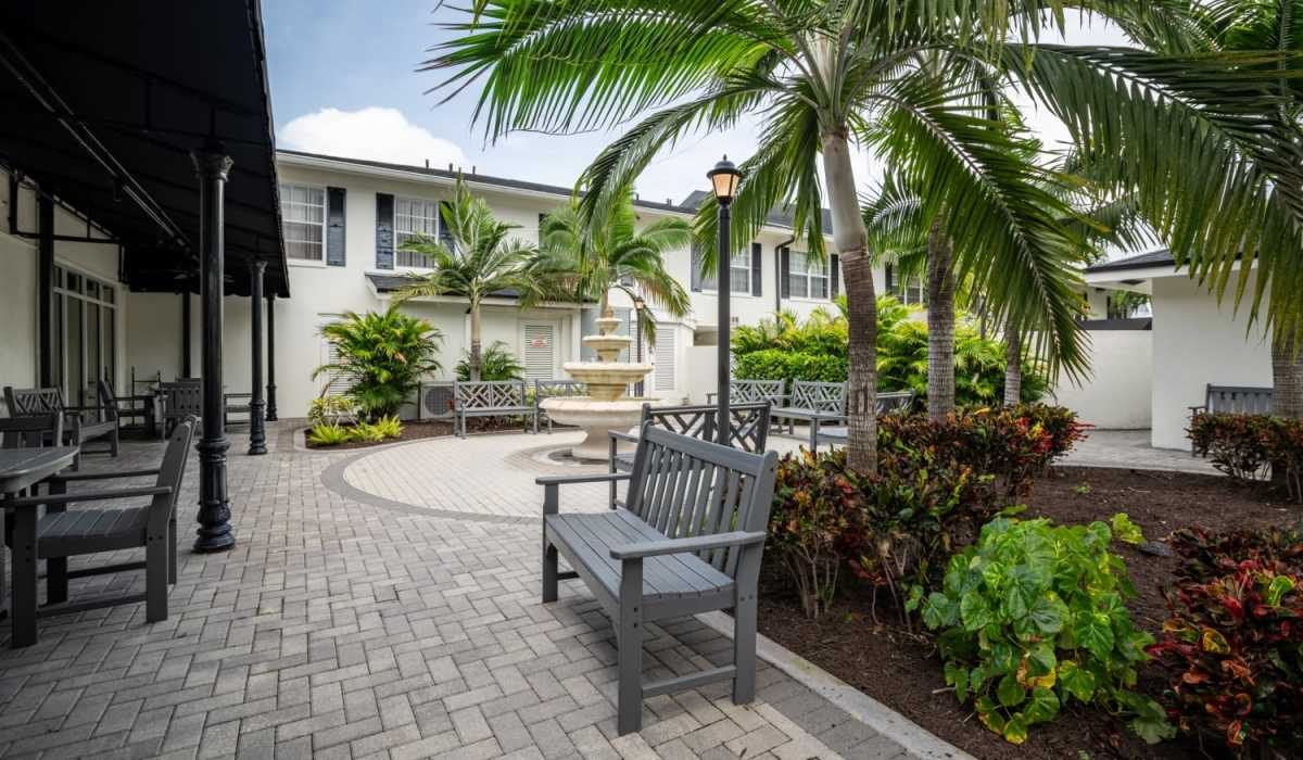 Grand Villa of Delray East photo 2