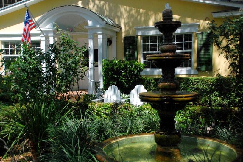 Bay Oaks Historic Retirement Residence photo 4