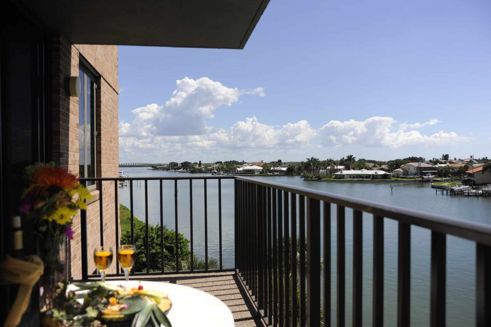 Allegro At College Harbor photo 5