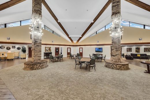 Elevated Estates Forest Oaks photo 3