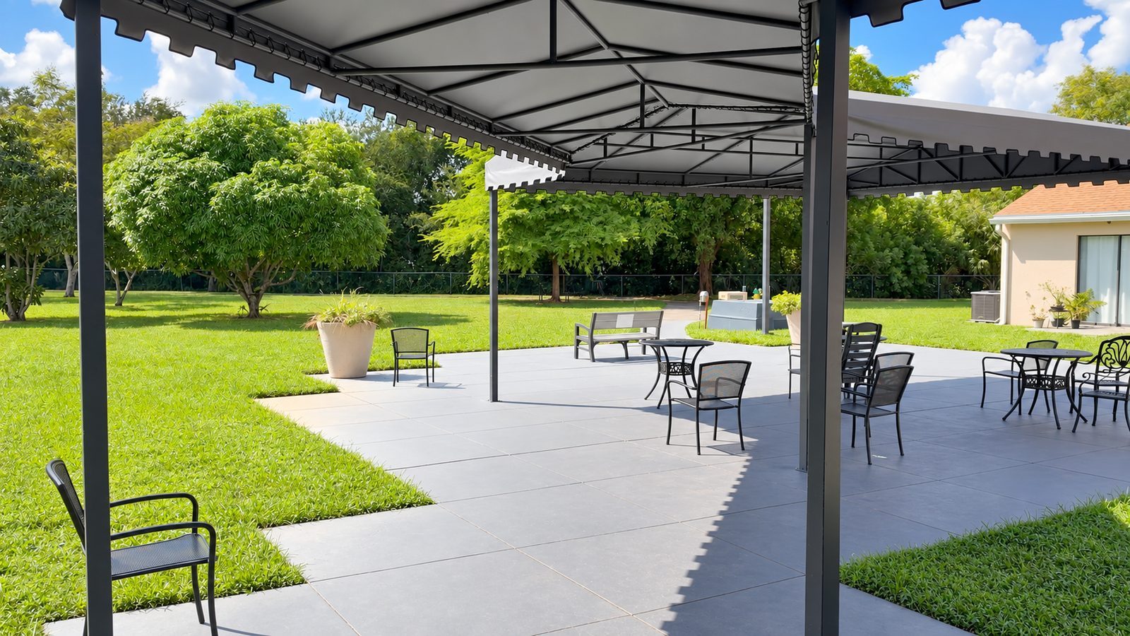 Colonial Gardens Residences photo 4