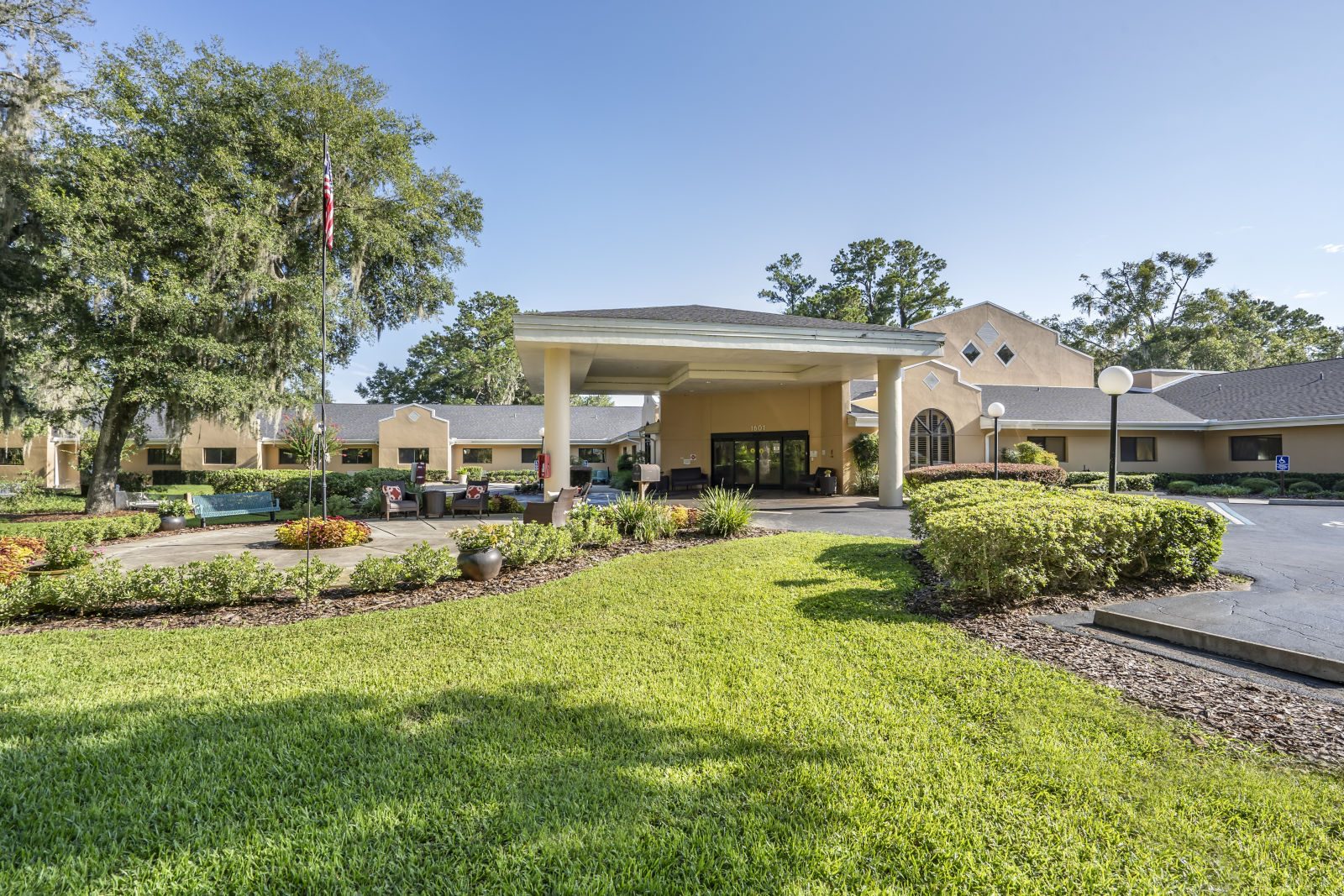 Brookdale Paddock Hills photo 2