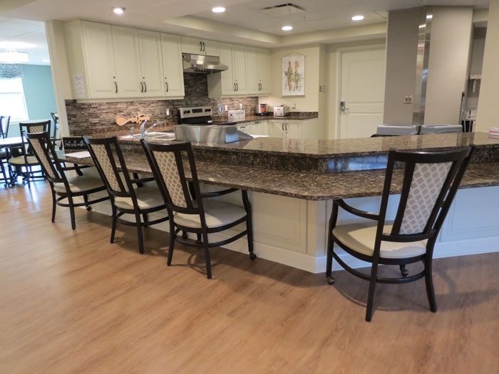 Sunnyside Manor photo 2