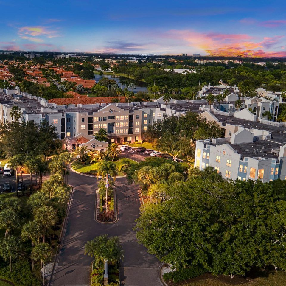 Stratford Court of Boca Pointe photo 2