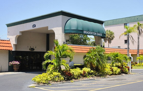 Bradenton Oaks Towers