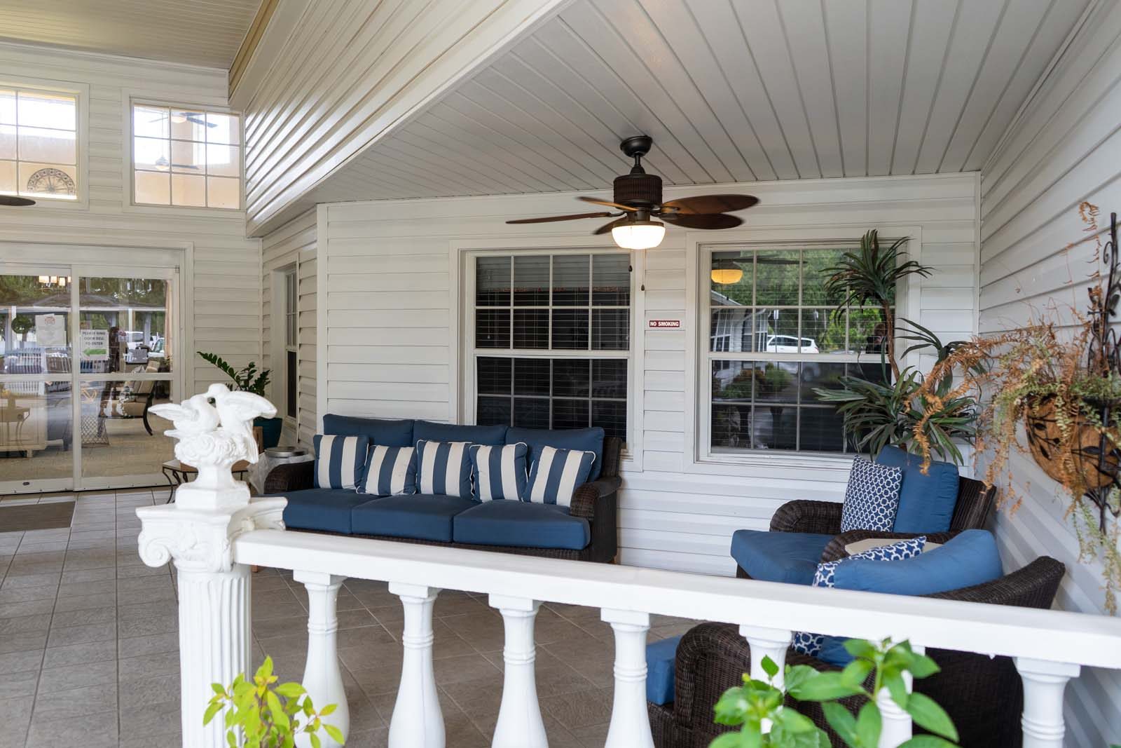 Suncoast House photo 3