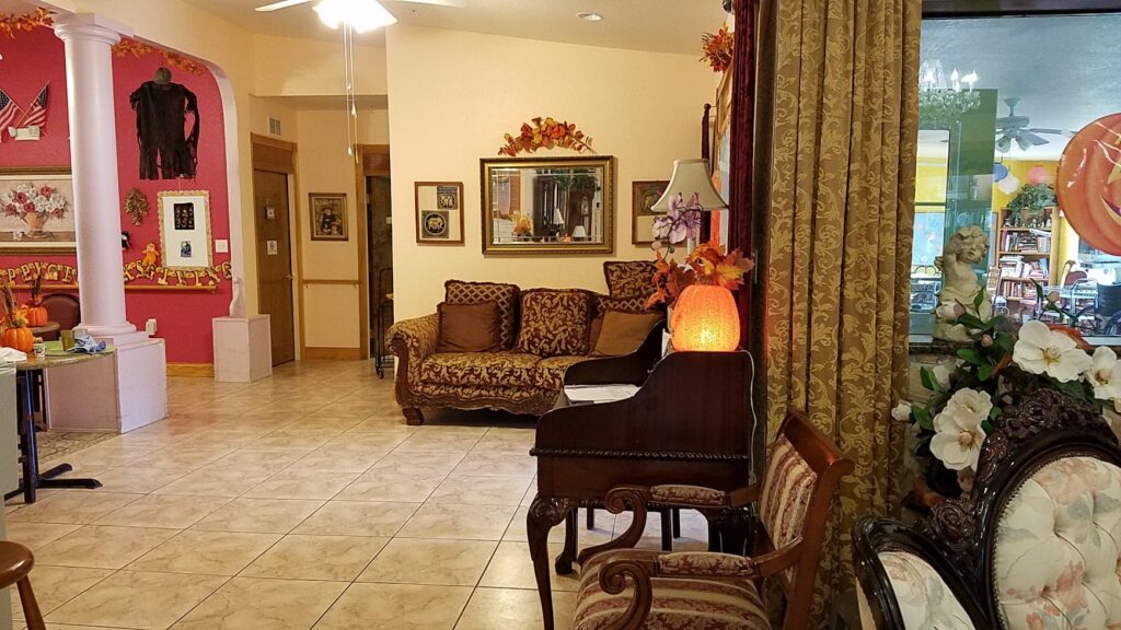 East Lake Manor photo 5