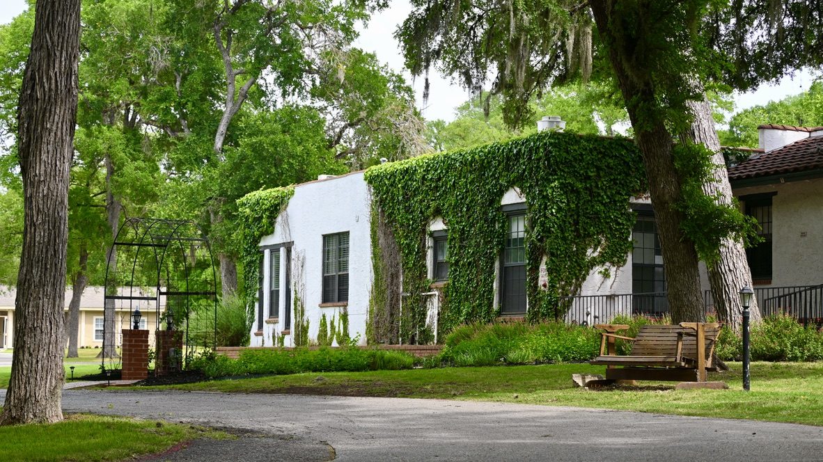 Leon Springs Lodge photo 2