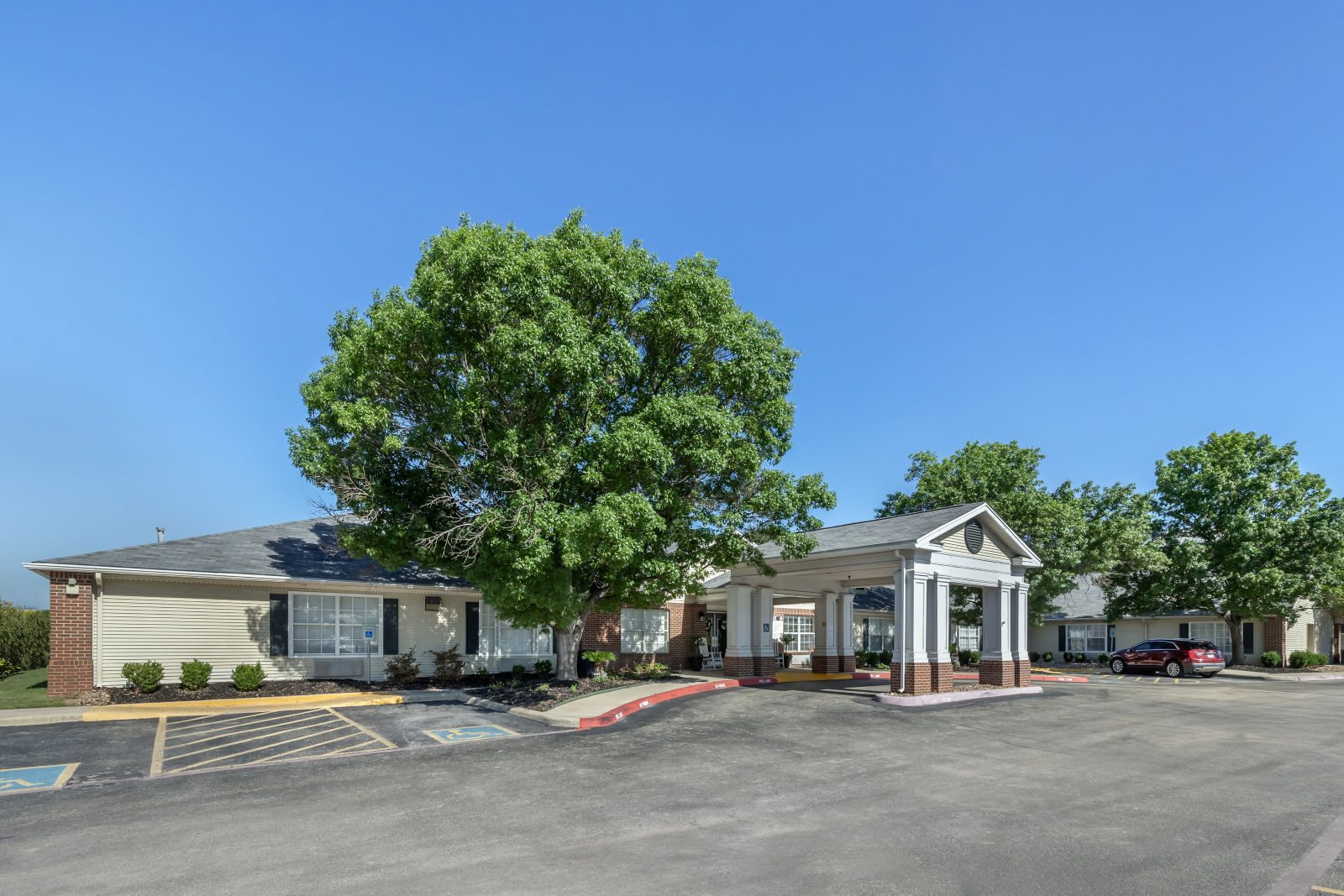 Brookdale Hollywood Park photo 2