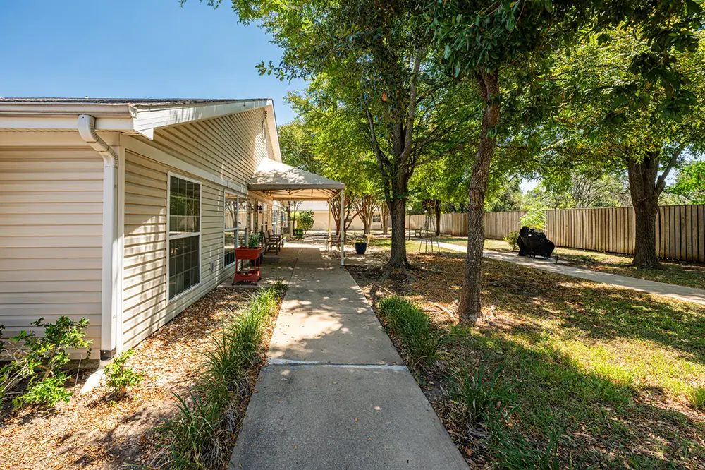 Arden Courts of Austin photo 2