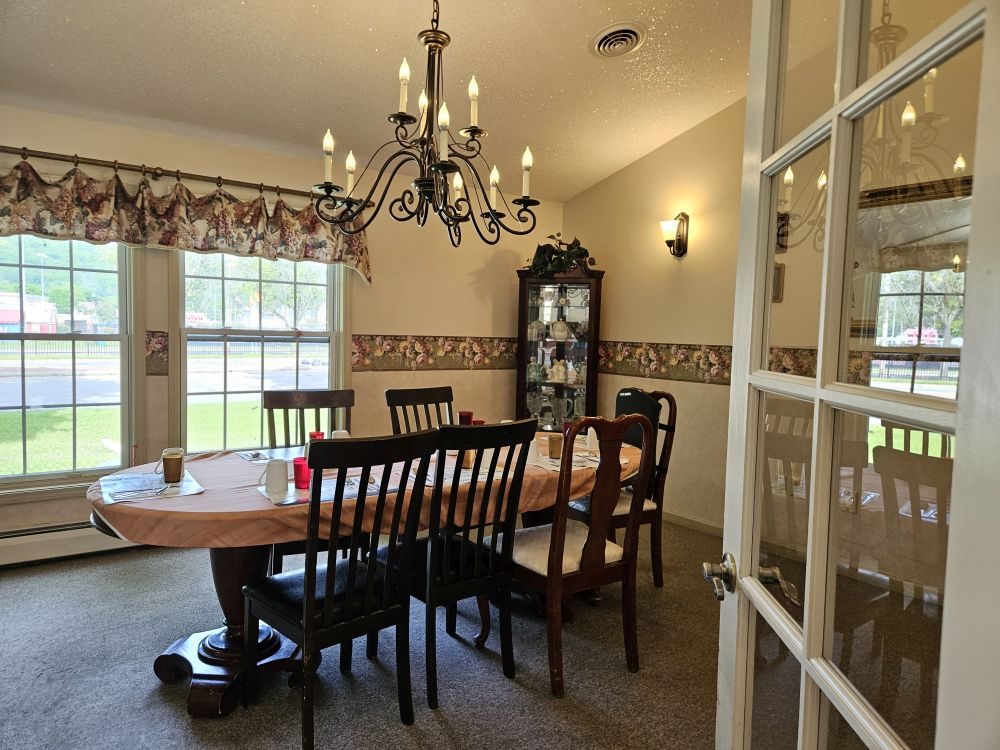 Updyke's Willow Ridge Quality Care Facility photo 5