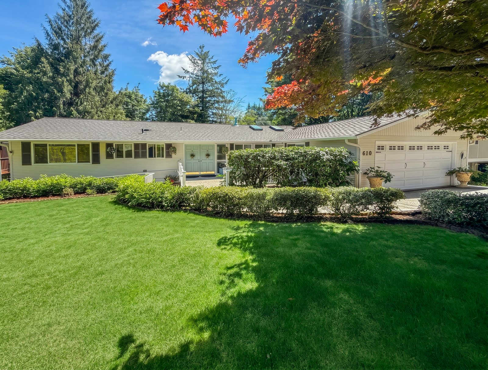 Brookwood House photo 2