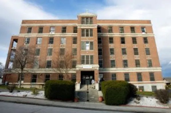 Christopher House photo 3
