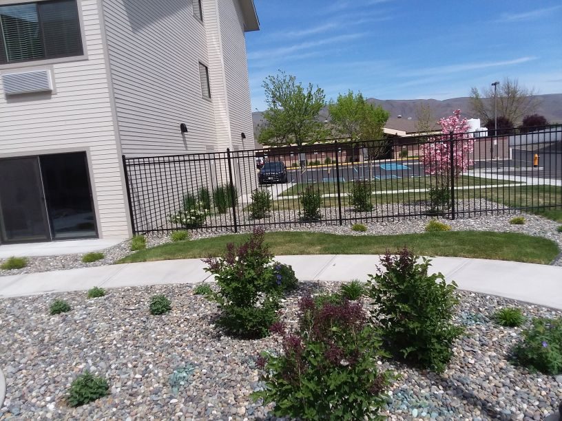 Evergreen Estates Retirement & Assisted Living Community photo 2