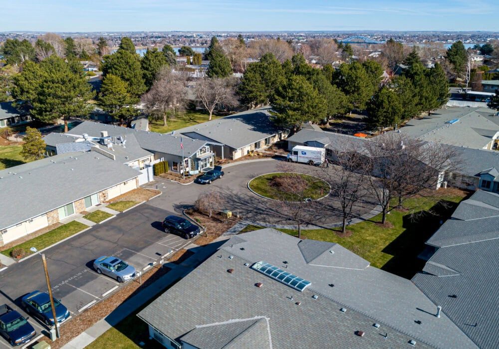 Hawthorne Court photo 4